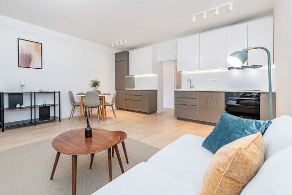 3 bedroom with open-plan kitchen flat for sale, 100 m², Křivá, Hlavní město Praha 3 bedroom with open-plan kitchen flat for sale, 100 m², Křivá, Hlavní město Praha