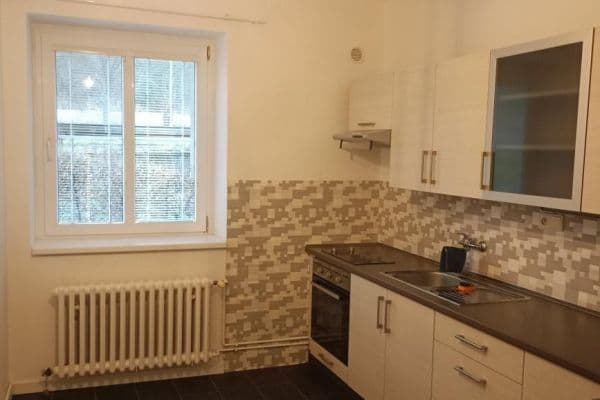 2 bedroom flat to rent, 82 m², Severní, Karlovy Vary 2 bedroom flat to rent, 82 m², Severní, Karlovy Vary