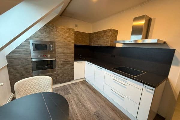 1 bedroom with open-plan kitchen flat to rent, 51 m², Průběžná, Nupaky 1 bedroom with open-plan kitchen flat to rent, 51 m², Průběžná, Nupaky