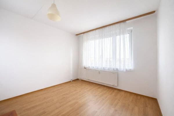 3 bedroom flat to rent, 69 m², Zbudovská, 3 bedroom flat to rent, 69 m², Zbudovská,