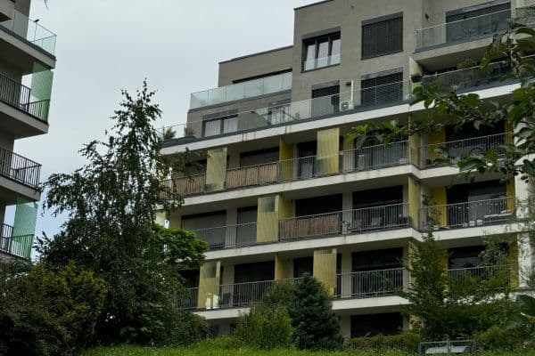 1 bedroom with open-plan kitchen flat for sale, 62 m², Počernická, Hlavní město Praha 1 bedroom with open-plan kitchen flat for sale, 62 m², Počernická, Hlavní město Praha