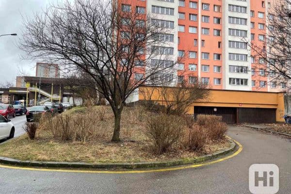 garage to rent, 17 m², Chalupkova, Praha garage to rent, 17 m², Chalupkova, Praha