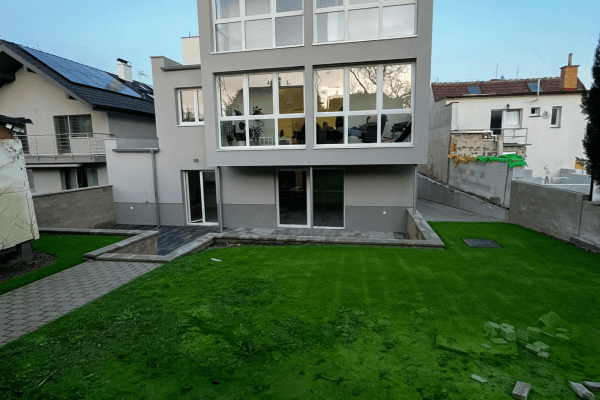 3 bedroom flat to rent, 86 m², Podohradská, Praha 3 bedroom flat to rent, 86 m², Podohradská, Praha