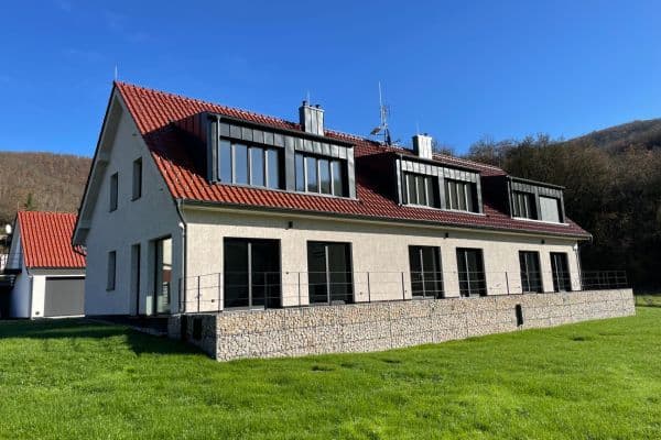 house for sale, 116 m², V Lukách, Beroun, Středočeský Region house for sale, 116 m², V Lukách, Beroun, Středočeský Region