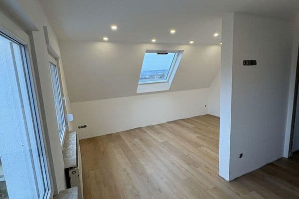 2 bedroom with open-plan kitchen flat to rent, 100 m², Bad Mergentheim, Baden-Württemberg 2 bedroom with open-plan kitchen flat to rent, 100 m², Bad Mergentheim, Baden-Württemberg