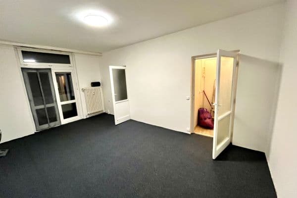 Studio flat to rent, 32 m², Halasovo náměstí, Brno Studio flat to rent, 32 m², Halasovo náměstí, Brno