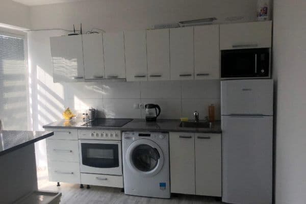 Studio flat to rent, 35 m², Kotíkovská, Plzeň Studio flat to rent, 35 m², Kotíkovská, Plzeň