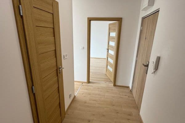 1 bedroom flat to rent, 38 m², J. Opletala, Frýdek-Místek 1 bedroom flat to rent, 38 m², J. Opletala, Frýdek-Místek