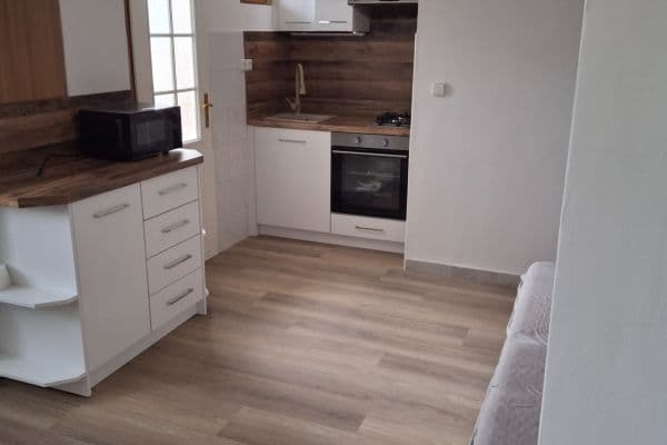 Small studio flat to rent, 28 m², Small studio flat to rent, 28 m²,