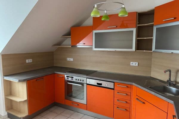 3 bedroom flat to rent, 104 m², Libínská, Praha 3 bedroom flat to rent, 104 m², Libínská, Praha