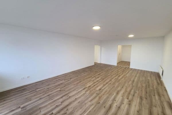 3 bedroom flat to rent, 109 m², Alzeyer Str. 1, Frankfurt, Hesse 3 bedroom flat to rent, 109 m², Alzeyer Str. 1, Frankfurt, Hesse