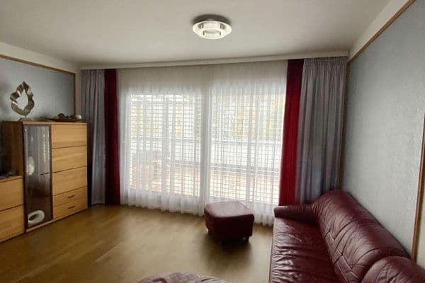 3 bedroom with open-plan kitchen flat to rent, 120 m², Heilbronn, Baden-Württemberg 3 bedroom with open-plan kitchen flat to rent, 120 m², Heilbronn, Baden-Württemberg