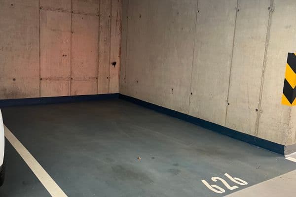 garage to rent, 16 m², U Hostavického potoka, Praha garage to rent, 16 m², U Hostavického potoka, Praha