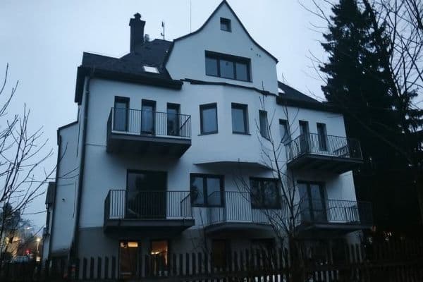 2 bedroom with open-plan kitchen flat to rent, 61 m², Jižní, Jablonec nad Nisou 2 bedroom with open-plan kitchen flat to rent, 61 m², Jižní, Jablonec nad Nisou