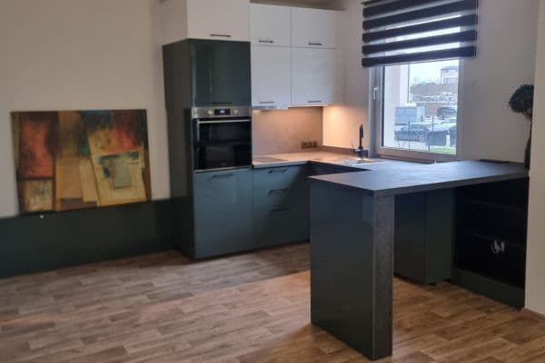 Studio flat to rent, 37 m², Nehvizdy, Středočeský Region Studio flat to rent, 37 m², Nehvizdy, Středočeský Region