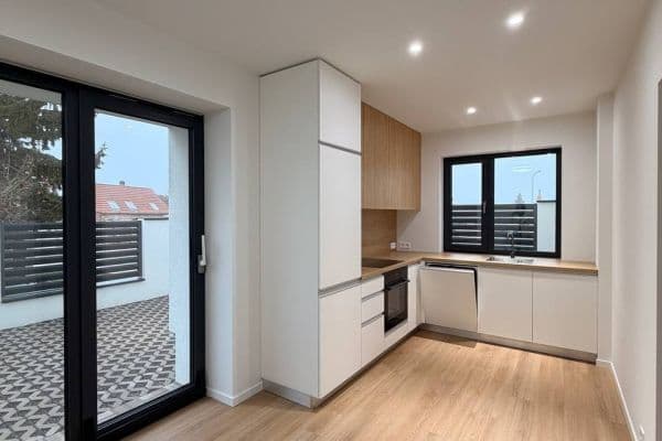 1 bedroom with open-plan kitchen flat to rent, 40 m², Krátká, Postřižín 1 bedroom with open-plan kitchen flat to rent, 40 m², Krátká, Postřižín