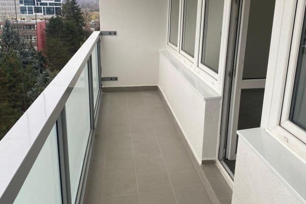 1 bedroom with open-plan kitchen flat to rent, 42 m², Nekvasilova, Praha 1 bedroom with open-plan kitchen flat to rent, 42 m², Nekvasilova, Praha