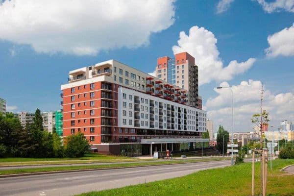 1 bedroom with open-plan kitchen flat to rent, 74 m², Jeremiášova, Praha 1 bedroom with open-plan kitchen flat to rent, 74 m², Jeremiášova, Praha