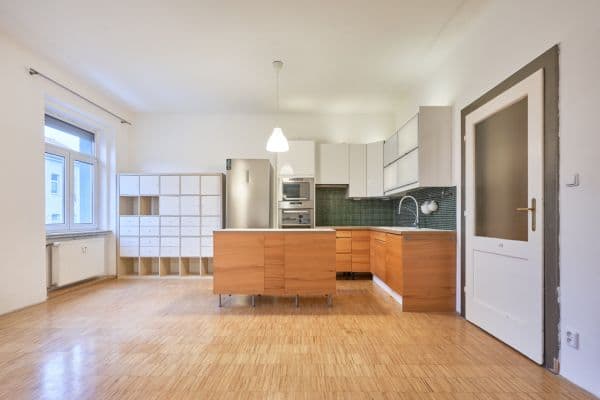 2 bedroom with open-plan kitchen flat to rent, 81 m², Poděbradova, Brno 2 bedroom with open-plan kitchen flat to rent, 81 m², Poděbradova, Brno