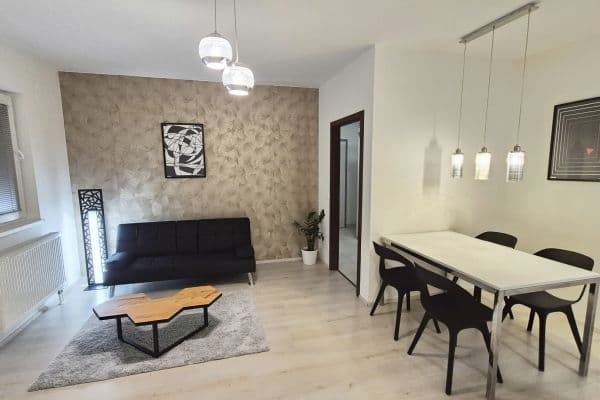 1 bedroom with open-plan kitchen flat to rent, 48 m², Generála Selnera, Kladno 1 bedroom with open-plan kitchen flat to rent, 48 m², Generála Selnera, Kladno