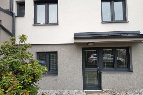 2 bedroom flat to rent, 45 m², Huberova, Praha 2 bedroom flat to rent, 45 m², Huberova, Praha