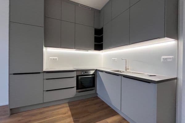 2 bedroom with open-plan kitchen flat to rent, 63 m², Komárovská, Brno 2 bedroom with open-plan kitchen flat to rent, 63 m², Komárovská, Brno