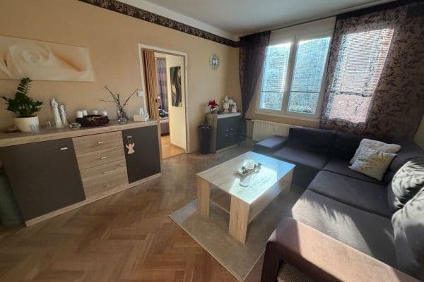 2 bedroom flat for sale, 50 m², Maďarská, Karlovy Vary 2 bedroom flat for sale, 50 m², Maďarská, Karlovy Vary