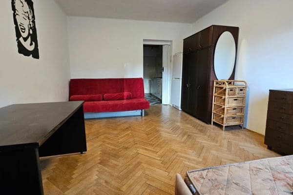 Studio flat for sale, 28 m², Jeremenkova, Praha Studio flat for sale, 28 m², Jeremenkova, Praha