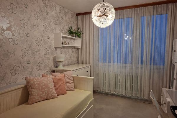 2 bedroom with open-plan kitchen flat for sale, 67 m², Šluknovská, Praha 2 bedroom with open-plan kitchen flat for sale, 67 m², Šluknovská, Praha