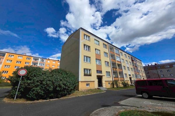 3 bedroom flat to rent, 70 m², Budovatelů, Kadaň 3 bedroom flat to rent, 70 m², Budovatelů, Kadaň