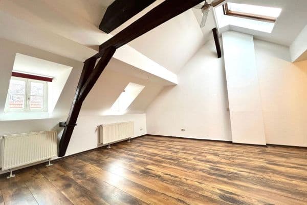 4 bedroom flat to rent, 120 m², Rathausstraße 1, Hochheim am Main 4 bedroom flat to rent, 120 m², Rathausstraße 1, Hochheim am Main