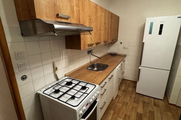 3 bedroom flat to rent, 72 m², Slámova, Brno 3 bedroom flat to rent, 72 m², Slámova, Brno