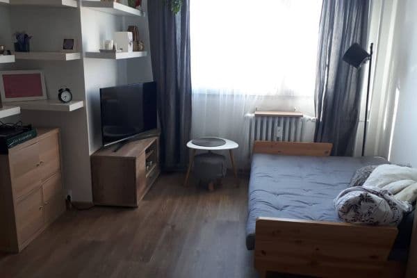 2 bedroom flat to rent, 38 m², Zdiměřická, Praha 2 bedroom flat to rent, 38 m², Zdiměřická, Praha