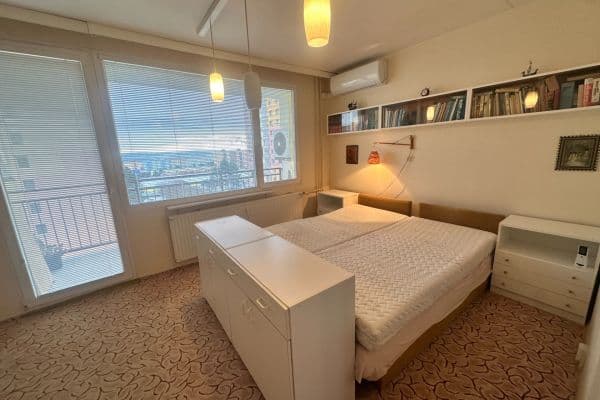 4 bedroom flat to rent, 103 m², Manětínská, Plzeň 4 bedroom flat to rent, 103 m², Manětínská, Plzeň