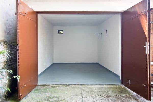 garage to rent, 20 m², Na Korábě, Praha 8 garage to rent, 20 m², Na Korábě, Praha 8