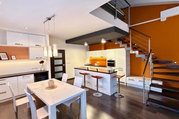 1 bedroom with open-plan kitchen flat to rent, 76 m², nábřeží Závodu míru, Pardubice, Pardubický Region 1 bedroom with open-plan kitchen flat to rent, 76 m², nábřeží Závodu míru, Pardubice, Pardubický Region