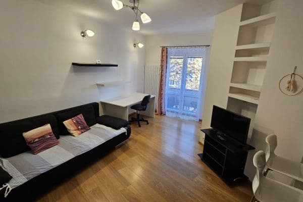 1 bedroom with open-plan kitchen flat to rent, 39 m², Biskupcova, Praha 1 bedroom with open-plan kitchen flat to rent, 39 m², Biskupcova, Praha