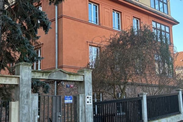 1 bedroom flat to rent, 19 m², Píseckého, Praha 1 bedroom flat to rent, 19 m², Píseckého, Praha