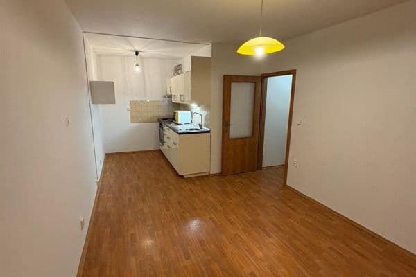 1 bedroom with open-plan kitchen flat to rent, 39 m², Studentů, Kutná Hora 1 bedroom with open-plan kitchen flat to rent, 39 m², Studentů, Kutná Hora