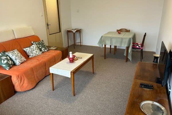 3 bedroom flat to rent, 72 m², Lounská, Liberec 3 bedroom flat to rent, 72 m², Lounská, Liberec