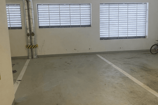 garage to rent, 15 m², Miloše Havla, Praha garage to rent, 15 m², Miloše Havla, Praha