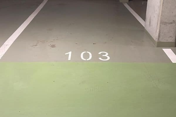 garage to rent, 15 m², Svitákova, Praha garage to rent, 15 m², Svitákova, Praha