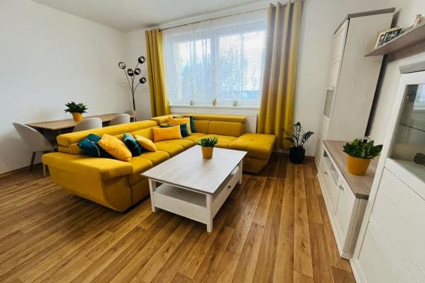 3 bedroom flat to rent, 73 m², Školní, Opatovice nad Labem 3 bedroom flat to rent, 73 m², Školní, Opatovice nad Labem
