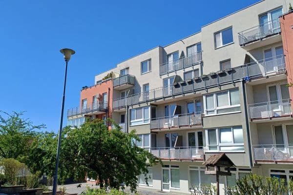 1 bedroom with open-plan kitchen flat to rent, 60 m², Na Honech I, Zlín, Zlínský Region 1 bedroom with open-plan kitchen flat to rent, 60 m², Na Honech I, Zlín, Zlínský Region