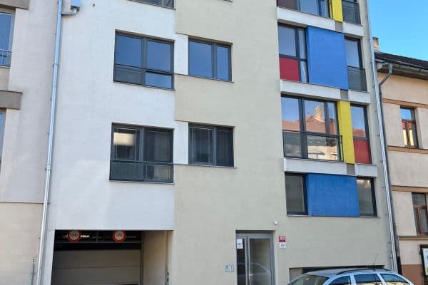 1 bedroom with open-plan kitchen flat to rent, 48 m², Jírovcova, České Budějovice, Jihočeský Region 1 bedroom with open-plan kitchen flat to rent, 48 m², Jírovcova, České Budějovice, Jihočeský Region