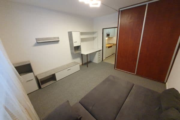 Studio flat to rent, 20 m², Jedovnická, Brno Studio flat to rent, 20 m², Jedovnická, Brno