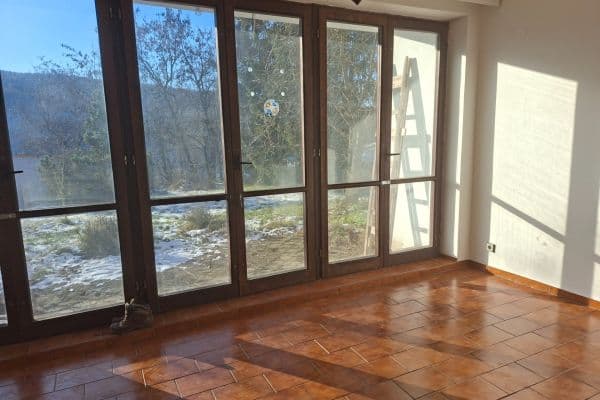 2 bedroom with open-plan kitchen flat to rent, 120 m², Křiby, Tetčice 2 bedroom with open-plan kitchen flat to rent, 120 m², Křiby, Tetčice