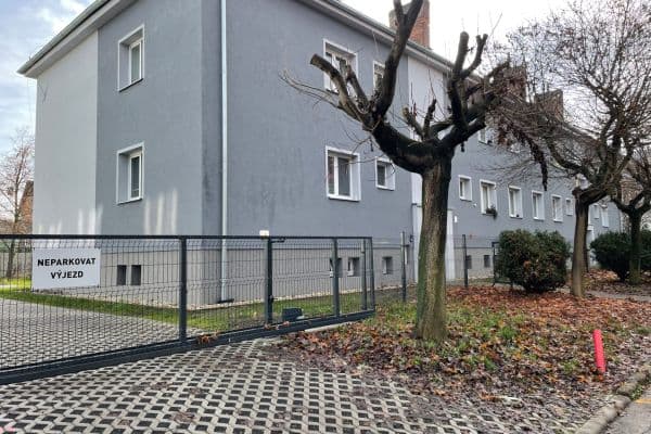 2 bedroom with open-plan kitchen flat to rent, 60 m², SNP, Chomutov 2 bedroom with open-plan kitchen flat to rent, 60 m², SNP, Chomutov