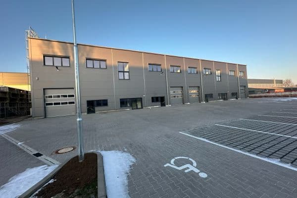 non-residential property to rent, 1,100 m², K Pérovně, Praha non-residential property to rent, 1,100 m², K Pérovně, Praha