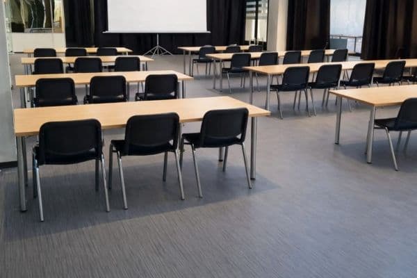 non-residential property to rent, 100 m², třída Edvarda Beneše, Hradec Králové non-residential property to rent, 100 m², třída Edvarda Beneše, Hradec Králové